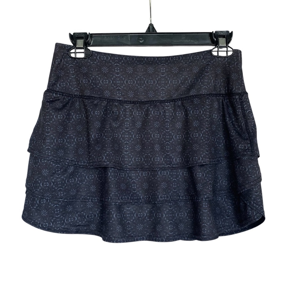 Athleta Womens Size XS Skort Black Gray Floral Tiered Active Tennis Pickleball